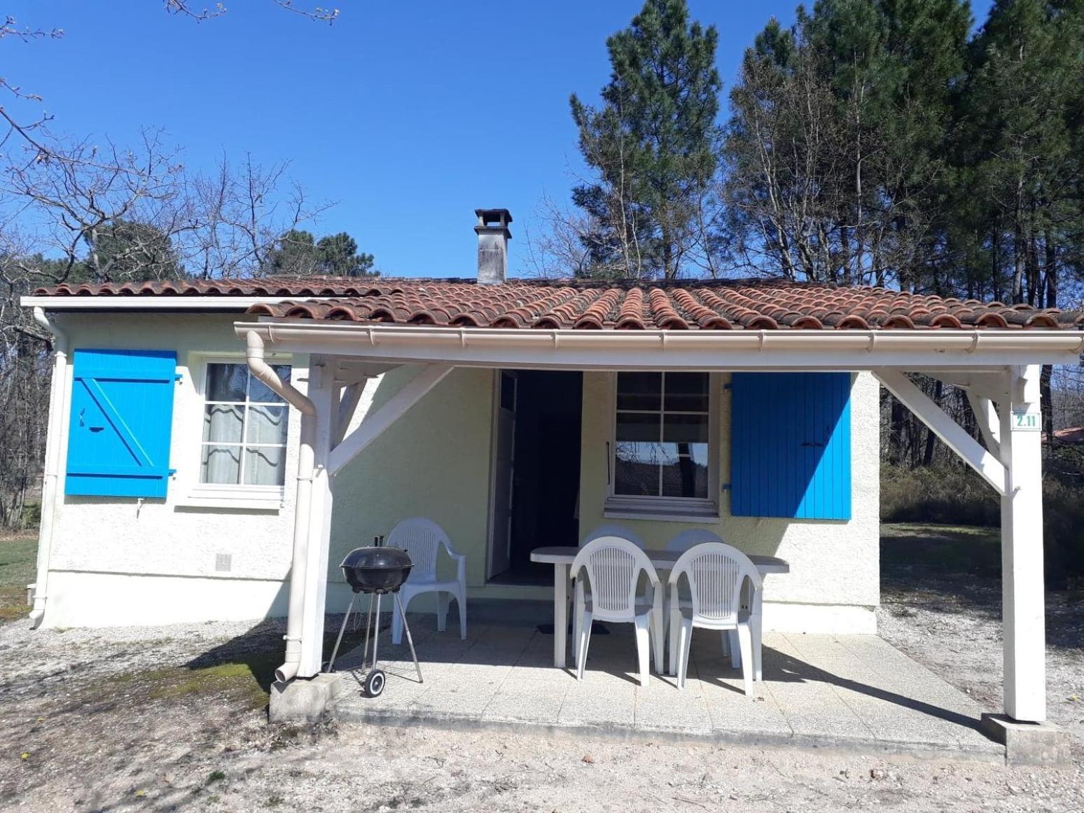 Etang Vallier Resort Brossac Exterior photo